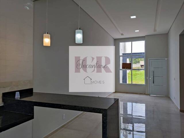 #979 - Casa em condomínio para Venda em Sorocaba - SP