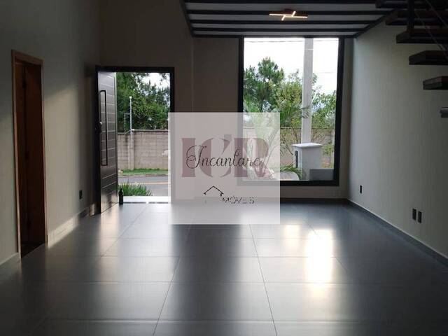 #140 - Casa em condomínio para Venda em Sorocaba - SP