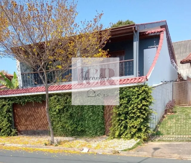 Sobrado, 4 quartos, 240 m² - Foto 1