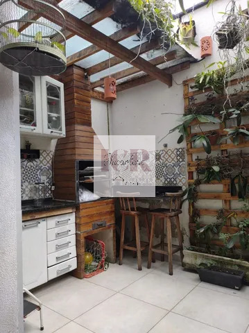 Sobrado à venda com 2 quartos, 94m² - Foto 3