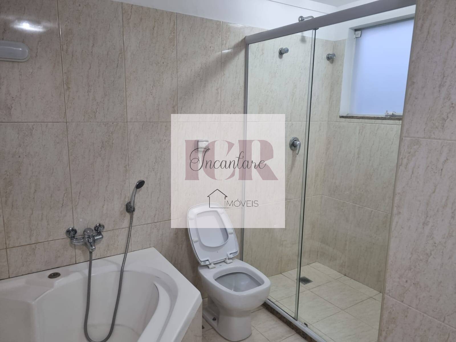 Casa de Condomínio à venda com 4 quartos, 245m² - Foto 7