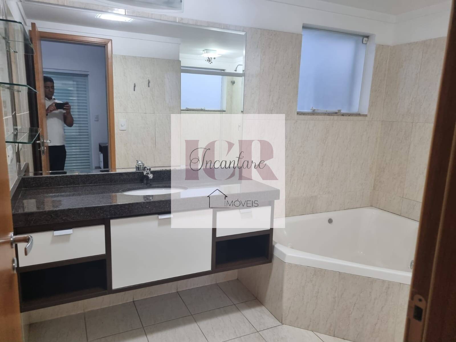 Casa de Condomínio à venda com 4 quartos, 245m² - Foto 6