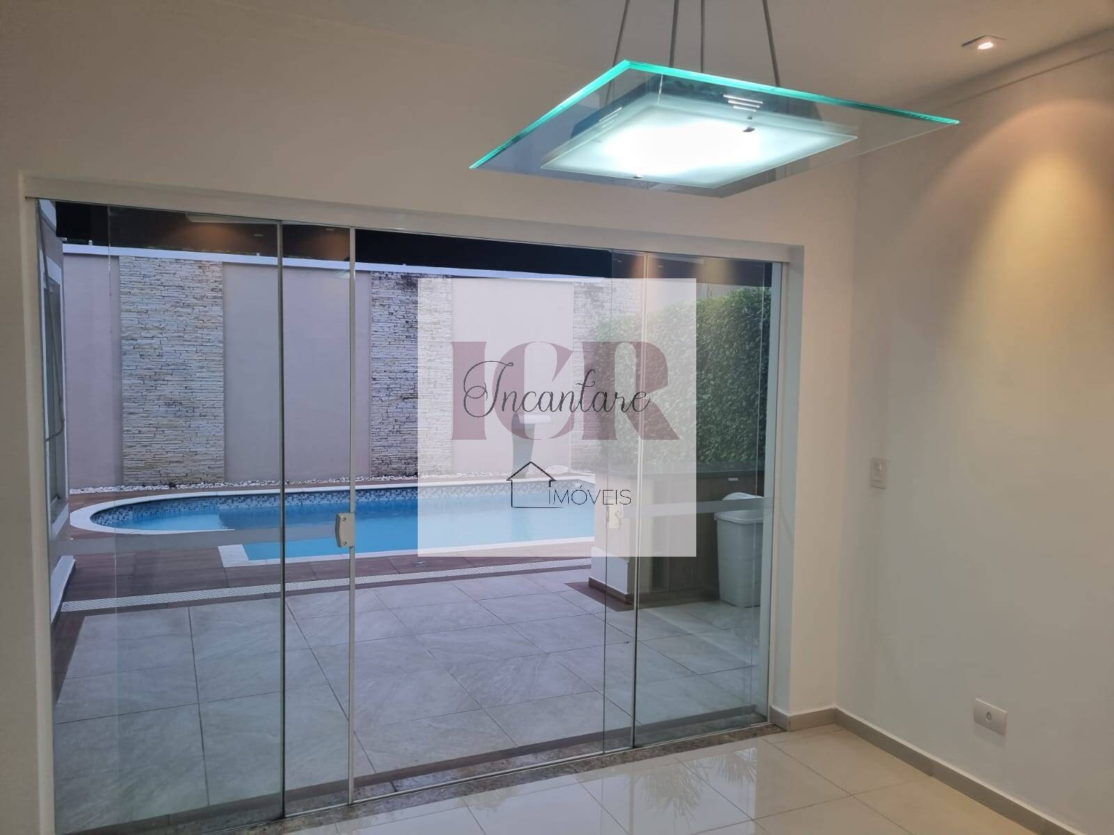 Casa de Condomínio à venda com 4 quartos, 245m² - Foto 19