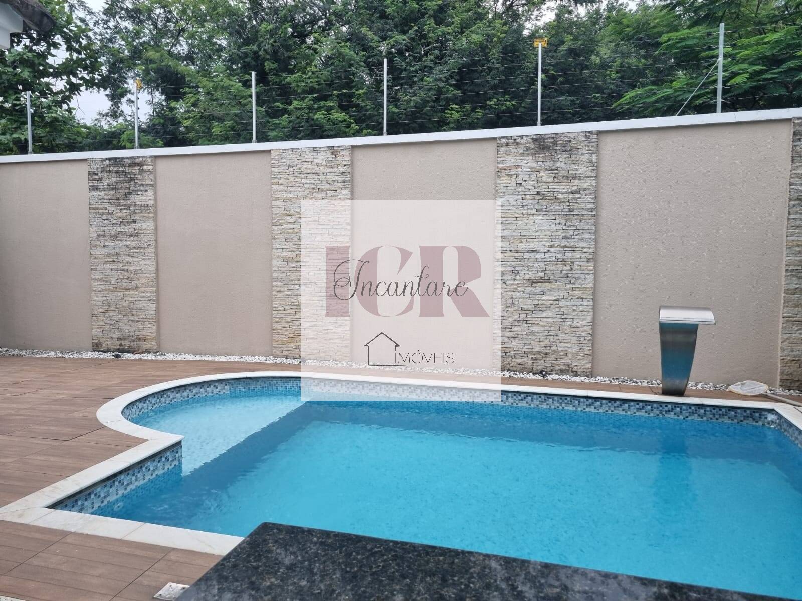 Casa de Condomínio à venda com 4 quartos, 245m² - Foto 30