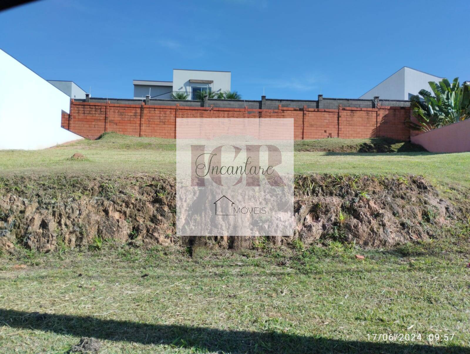 Terreno, 300 m² - Foto 1