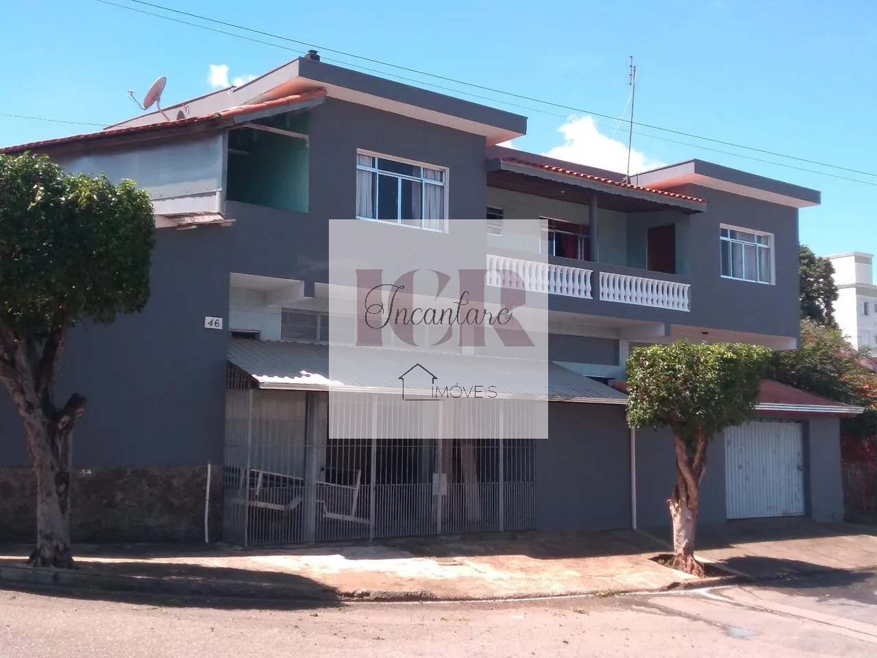 Sobrado, 5 quartos, 301 m² - Foto 1