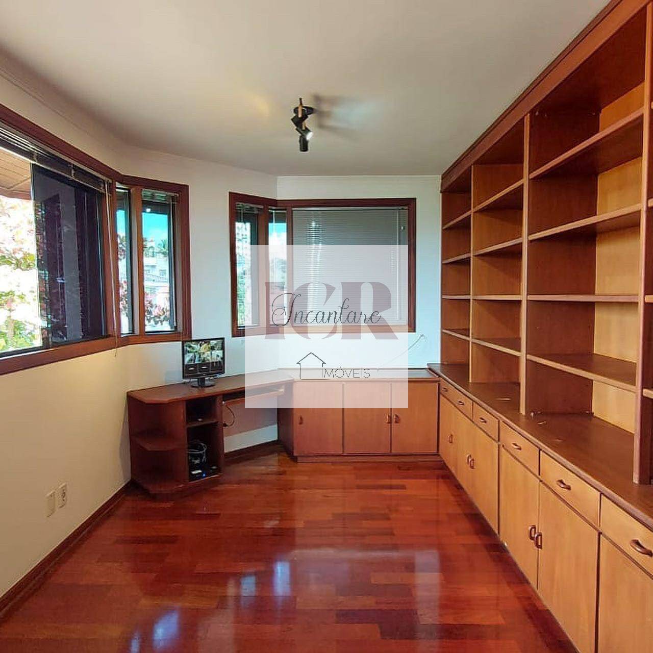 Casa, 3 quartos, 308 m² - Foto 13