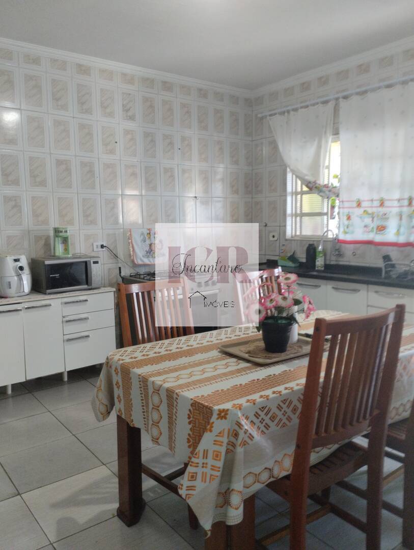 Casa, 3 quartos, 240 m² - Foto 14