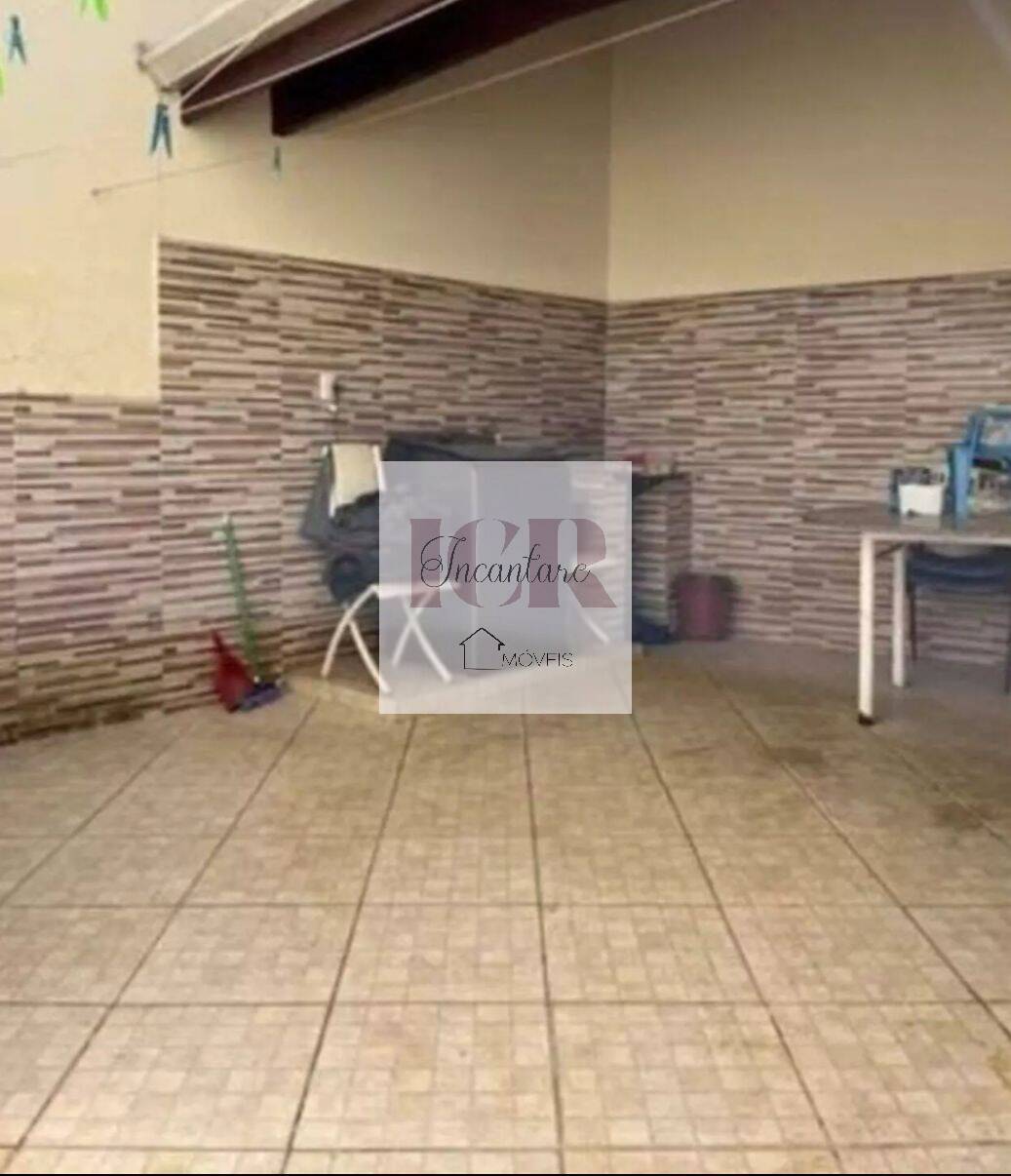 Casa à venda com 3 quartos, 178m² - Foto 15