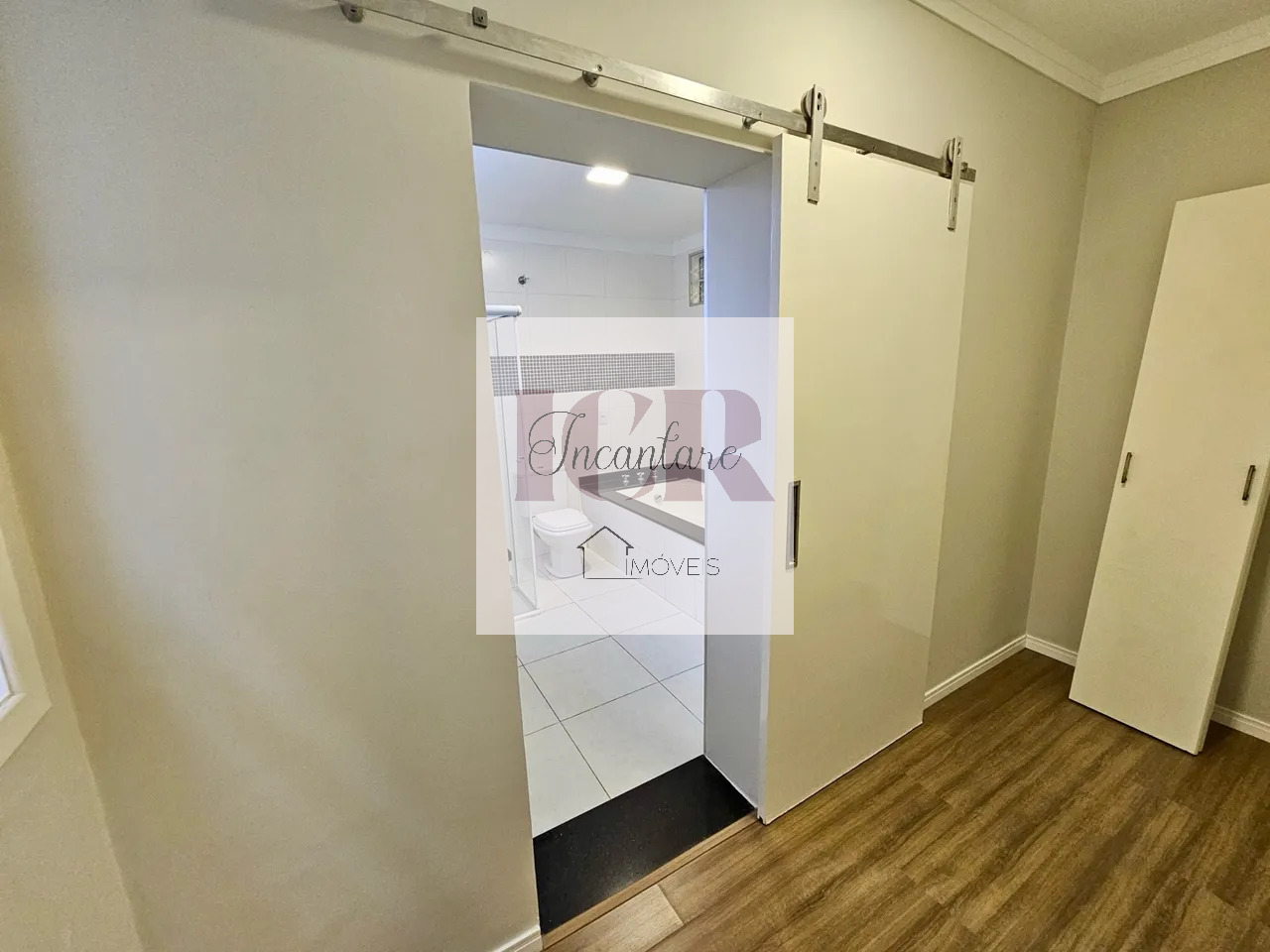 Sobrado, 4 quartos, 242 m² - Foto 9