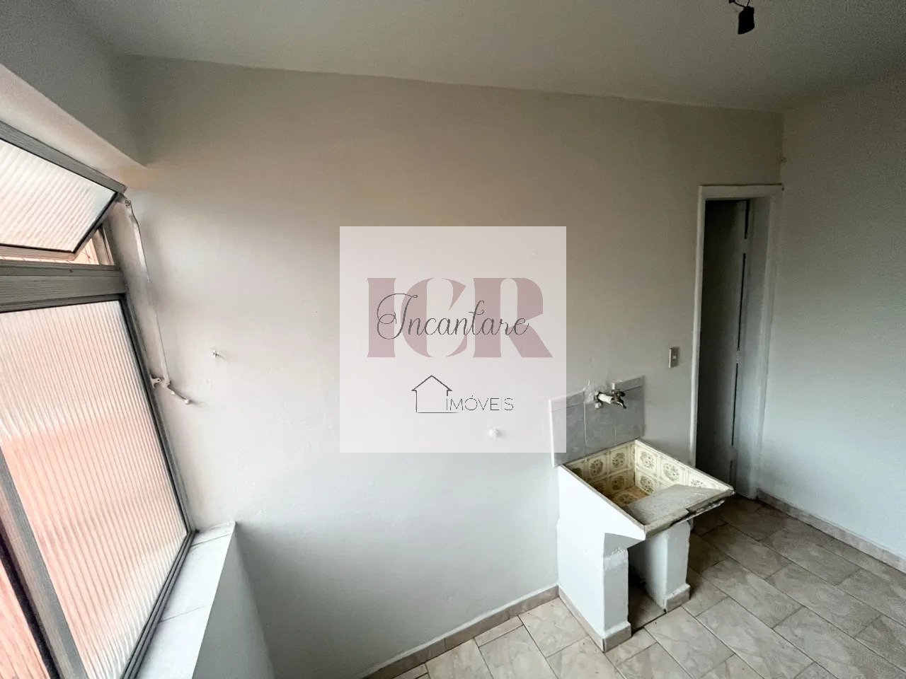 Apartamento à venda com 2 quartos, 74m² - Foto 11
