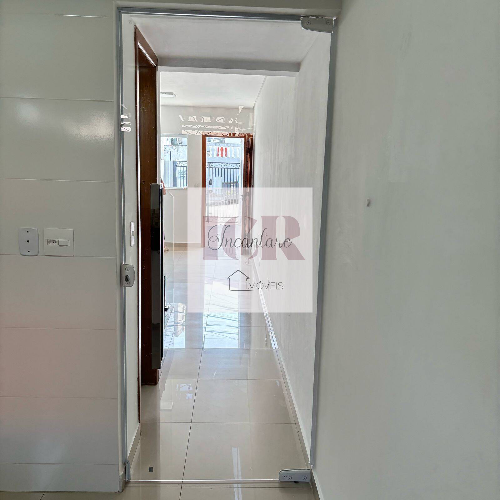 Casa, 2 quartos, 70 m² - Foto 2