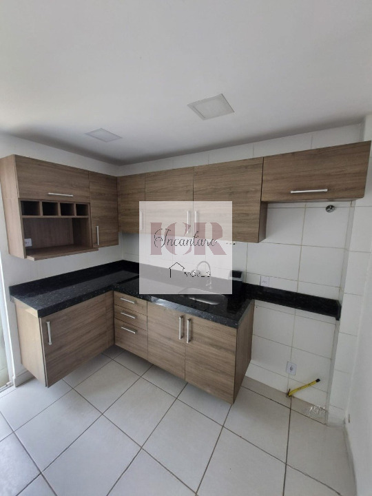 Casa à venda com 2 quartos, 63m² - Foto 3
