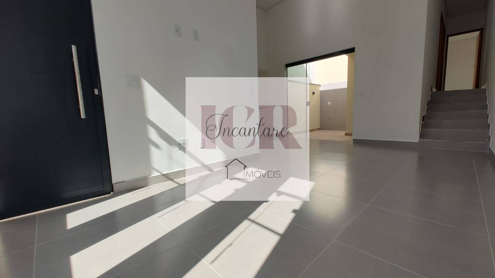 Casa à venda com 2 quartos, 70m² - Foto 13