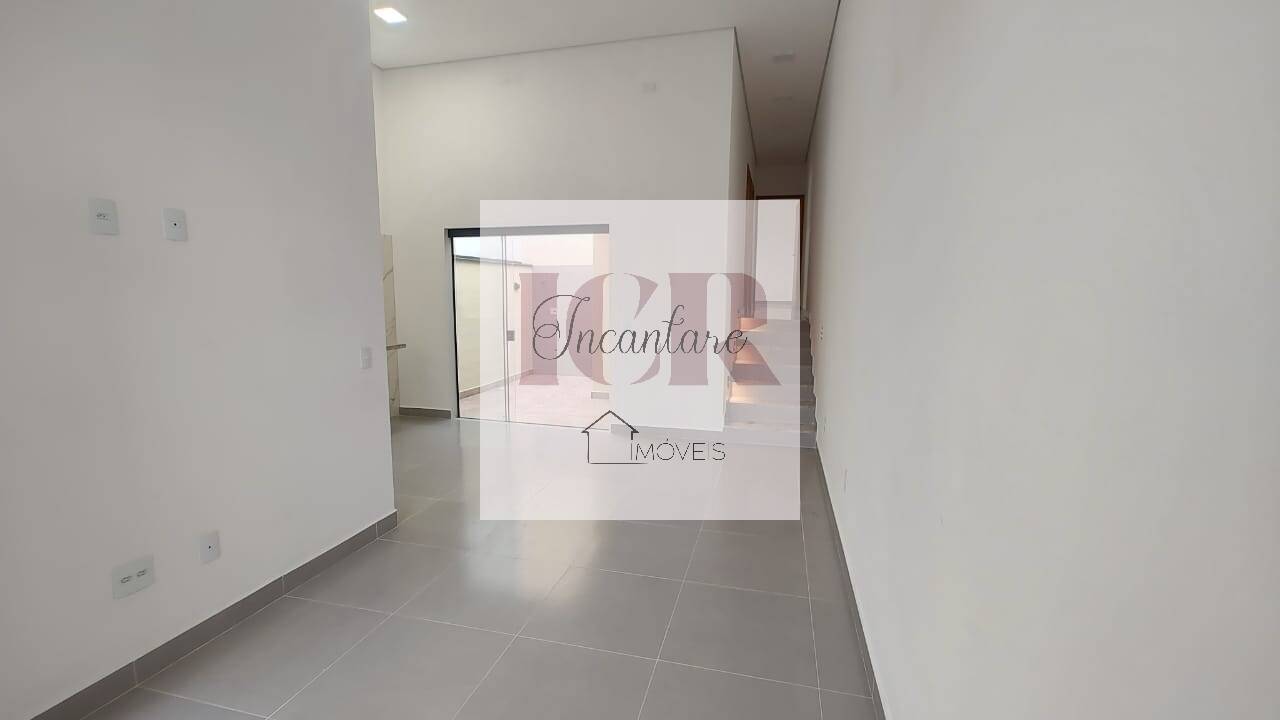 Casa à venda com 2 quartos, 70m² - Foto 17