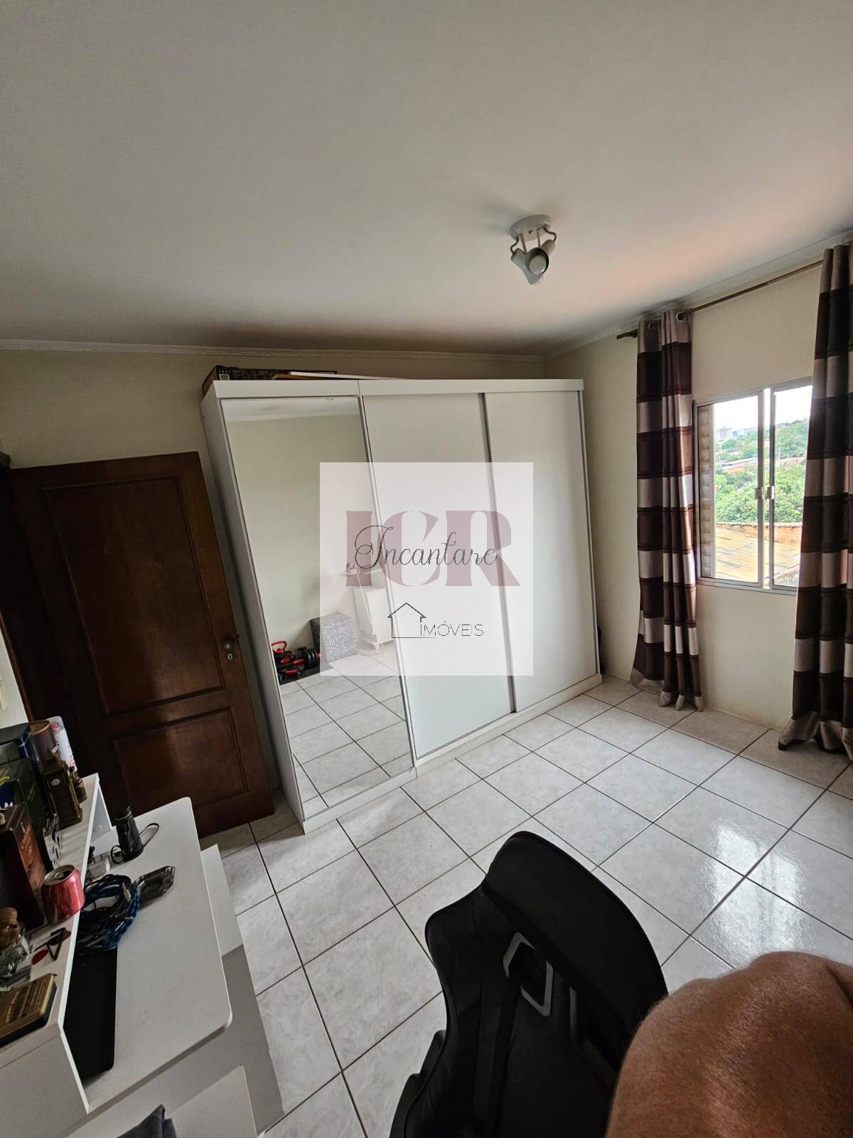 Casa à venda com 3 quartos, 205m² - Foto 6