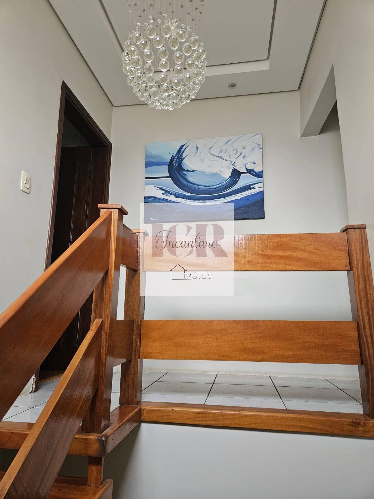 Casa à venda com 3 quartos, 205m² - Foto 8