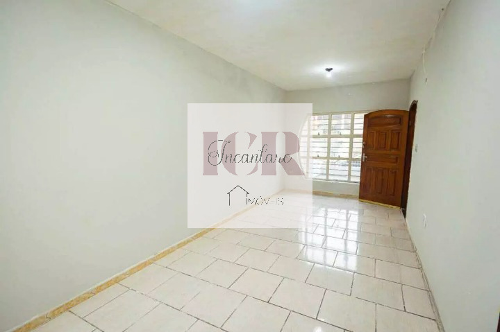 Casa à venda com 3 quartos, 129m² - Foto 2