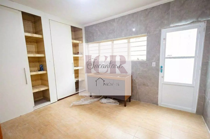 Casa à venda com 3 quartos, 129m² - Foto 4