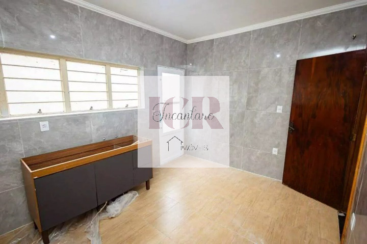 Casa à venda com 3 quartos, 129m² - Foto 3