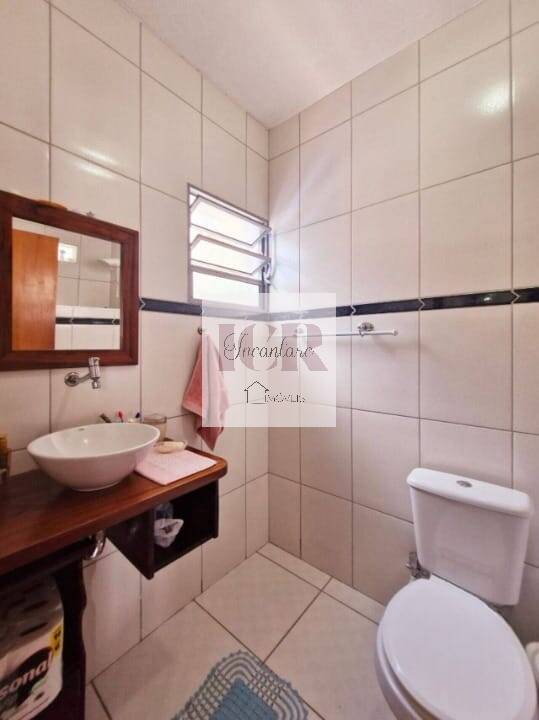 Casa à venda com 5 quartos, 190m² - Foto 8