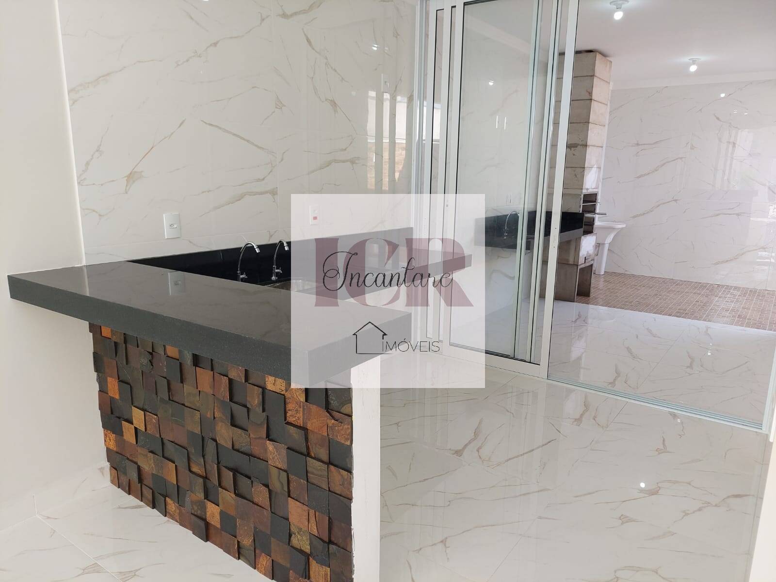 Casa à venda com 3 quartos, 120m² - Foto 14