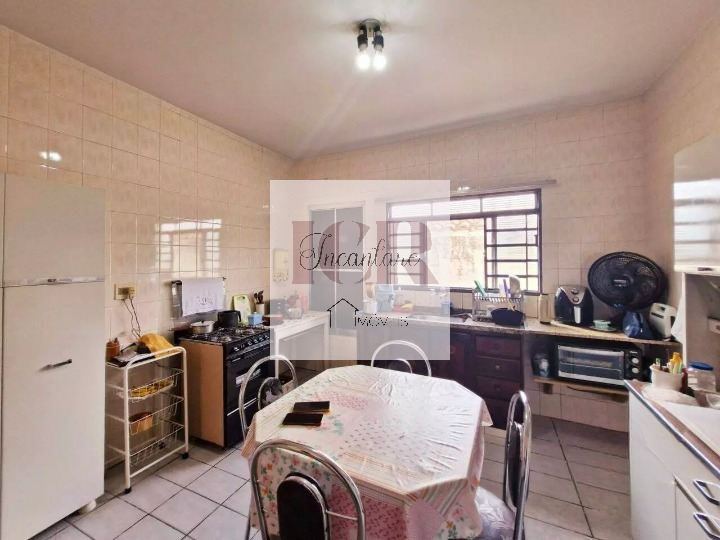 Casa à venda com 3 quartos, 178m² - Foto 5
