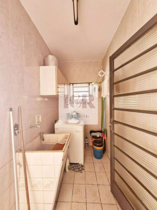 Casa à venda com 3 quartos, 178m² - Foto 9