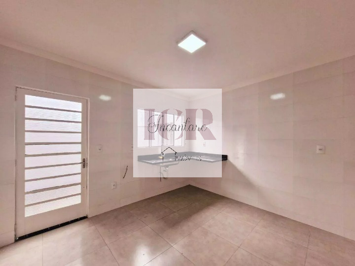 Casa à venda com 3 quartos, 130m² - Foto 11