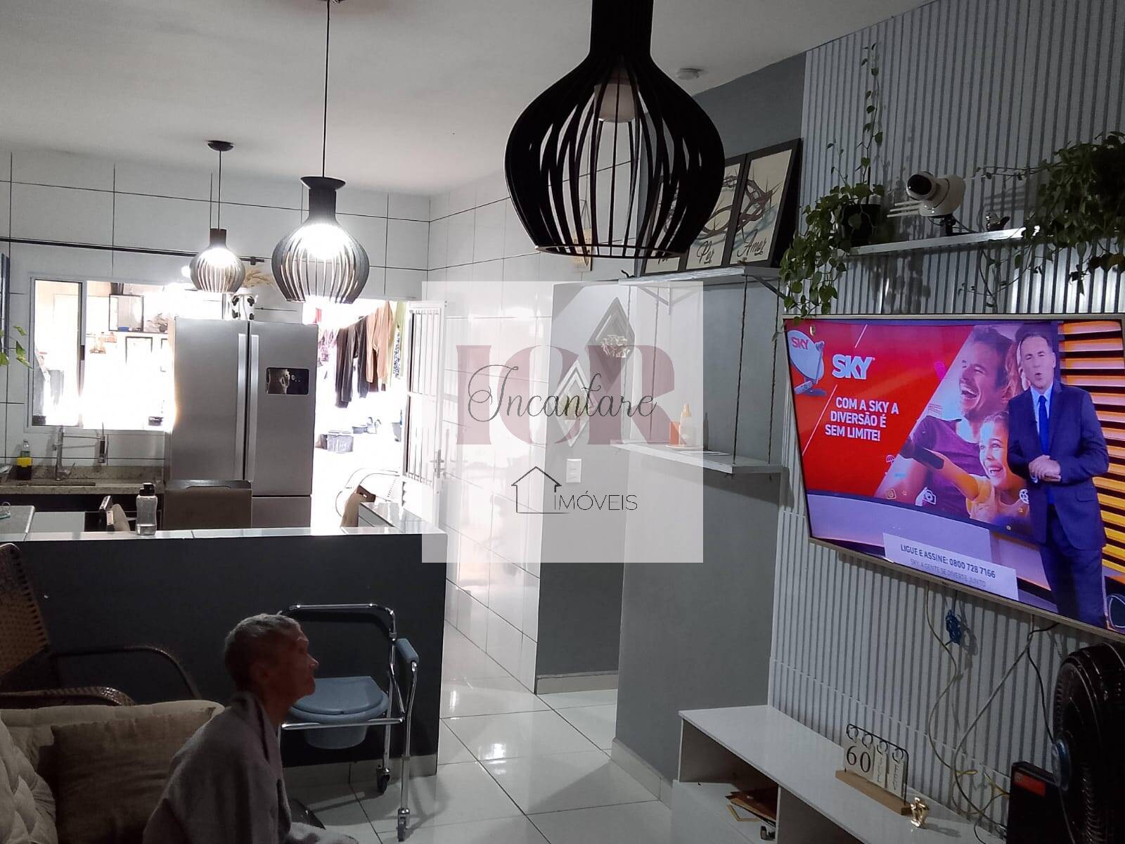 Casa à venda com 2 quartos, 120m² - Foto 3