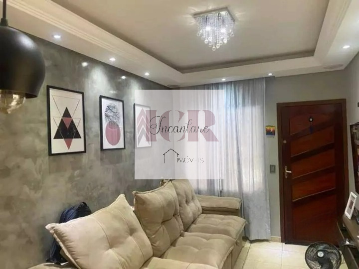 Casa à venda com 2 quartos, 110m² - Foto 2