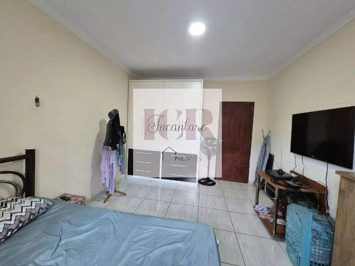 Casa à venda com 4 quartos, 290m² - Foto 11