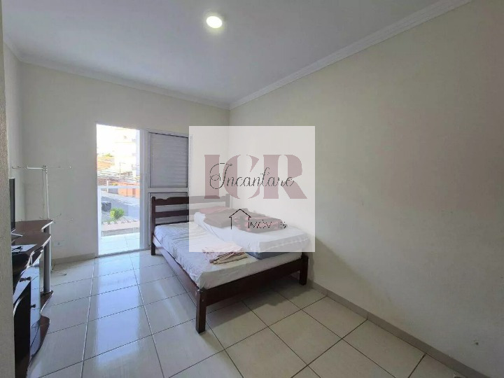 Casa à venda com 4 quartos, 290m² - Foto 13