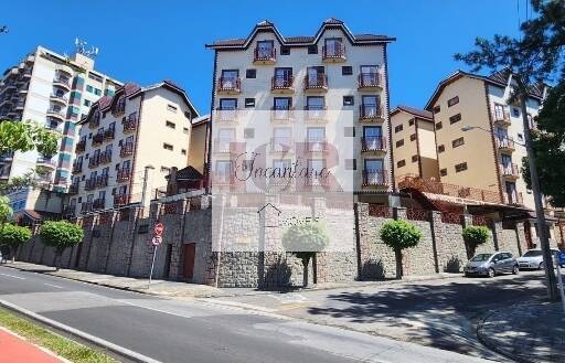 Apartamento à venda com 3 quartos, 110m² - Foto 1