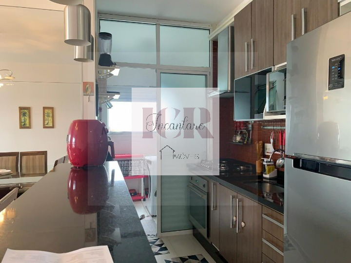 Apartamento à venda com 2 quartos, 72m² - Foto 5