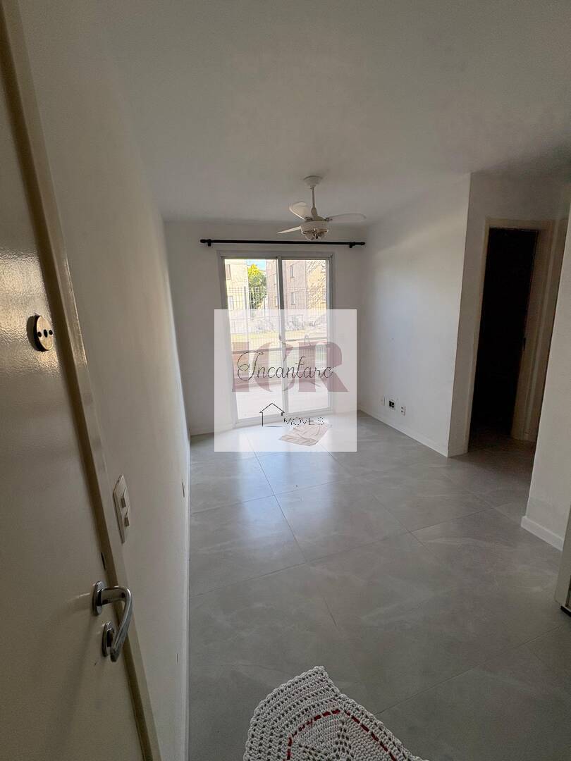 Apartamento à venda com 2 quartos, 65m² - Foto 1
