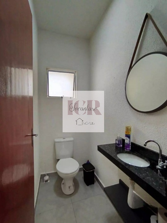 Casa à venda com 2 quartos, 75m² - Foto 4