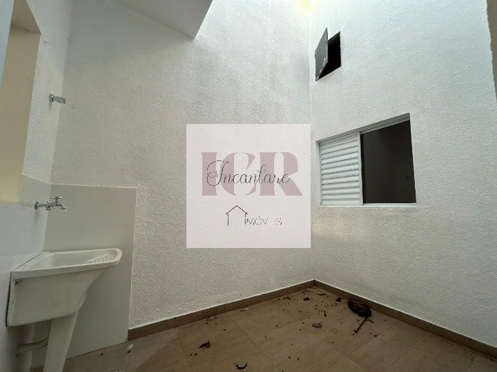 Casa à venda com 2 quartos, 58m² - Foto 7