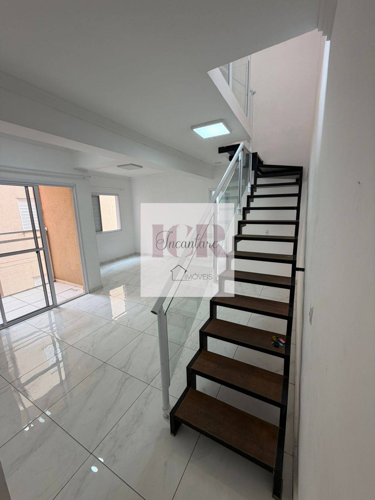 Apartamento, 3 quartos, 130 m² - Foto 2