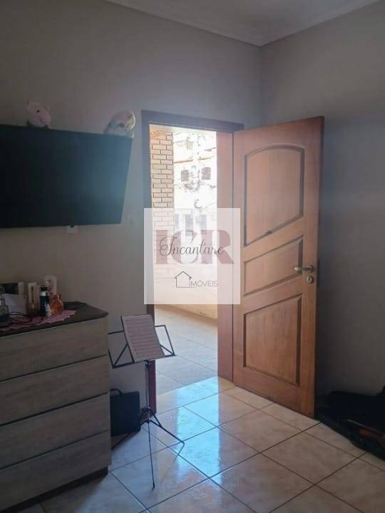 Casa, 3 quartos, 260 m² - Foto 10