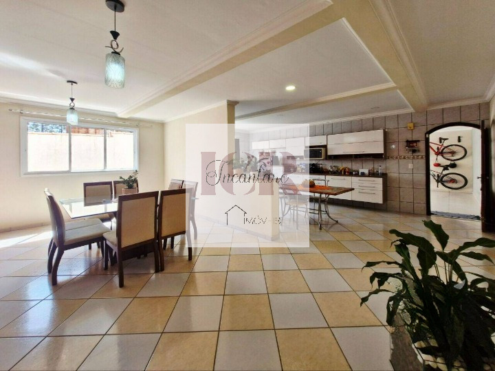 Casa, 3 quartos, 230 m² - Foto 9