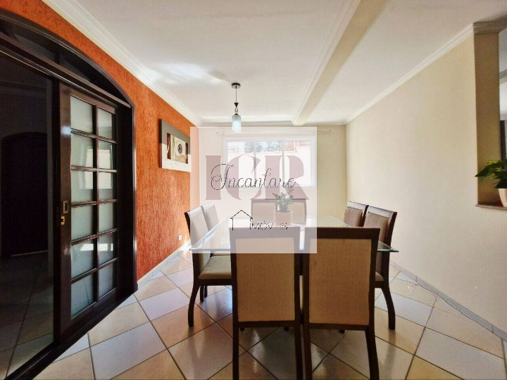 Casa, 3 quartos, 230 m² - Foto 10