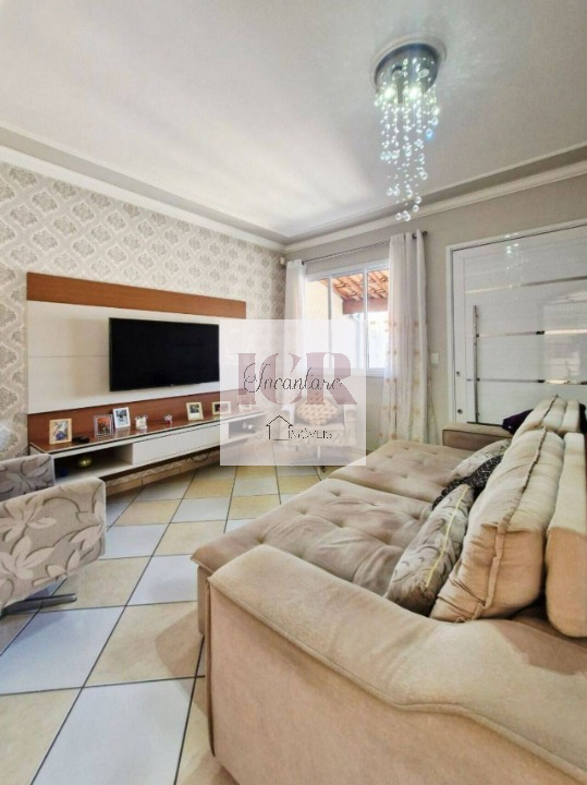 Casa, 3 quartos, 230 m² - Foto 1