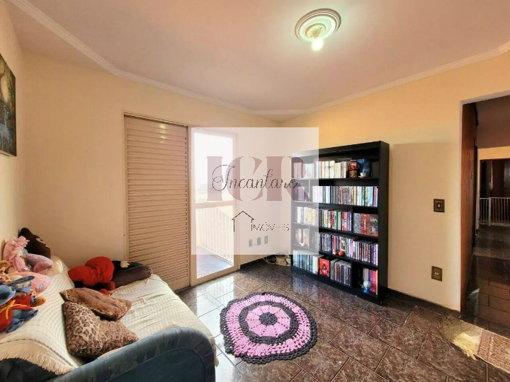 Casa, 4 quartos, 182 m² - Foto 9